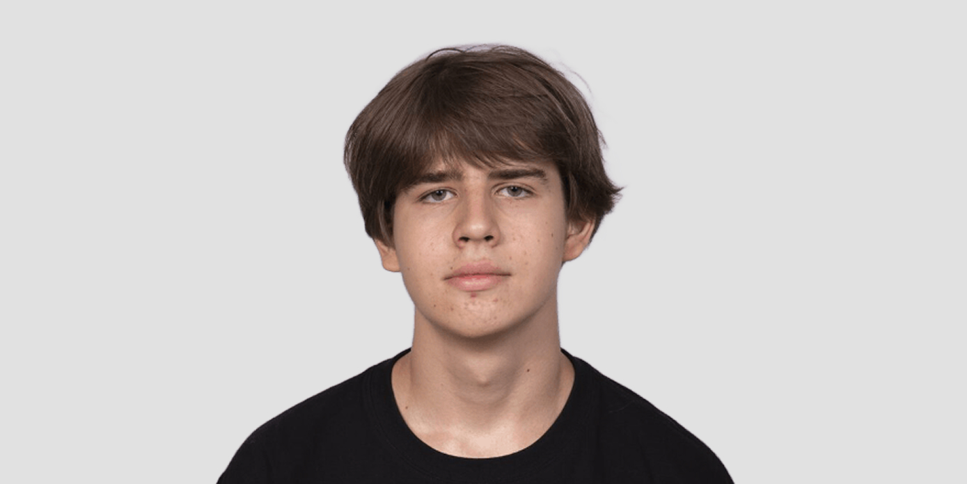 Степан Власенко